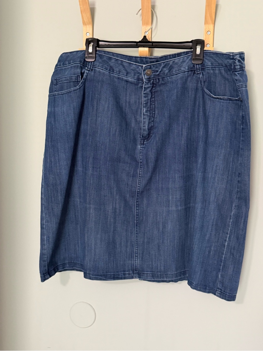 Basic Editions Dark Blue Denim Skirt XXL